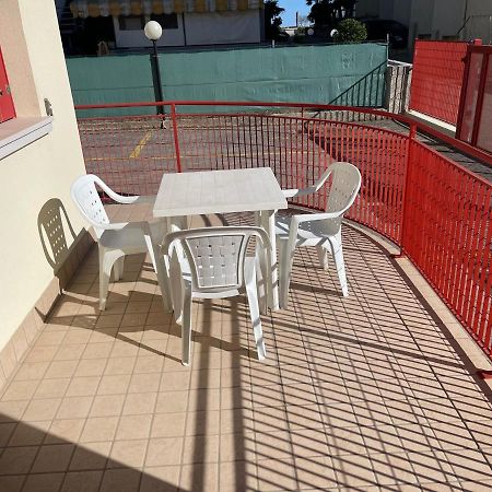 Residence Al Mare - Agenzia Cocal Caorle Bagian luar foto