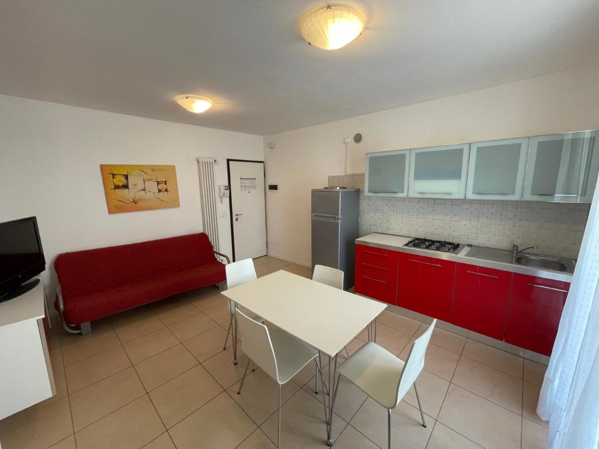 Residence Al Mare - Agenzia Cocal Caorle Bagian luar foto