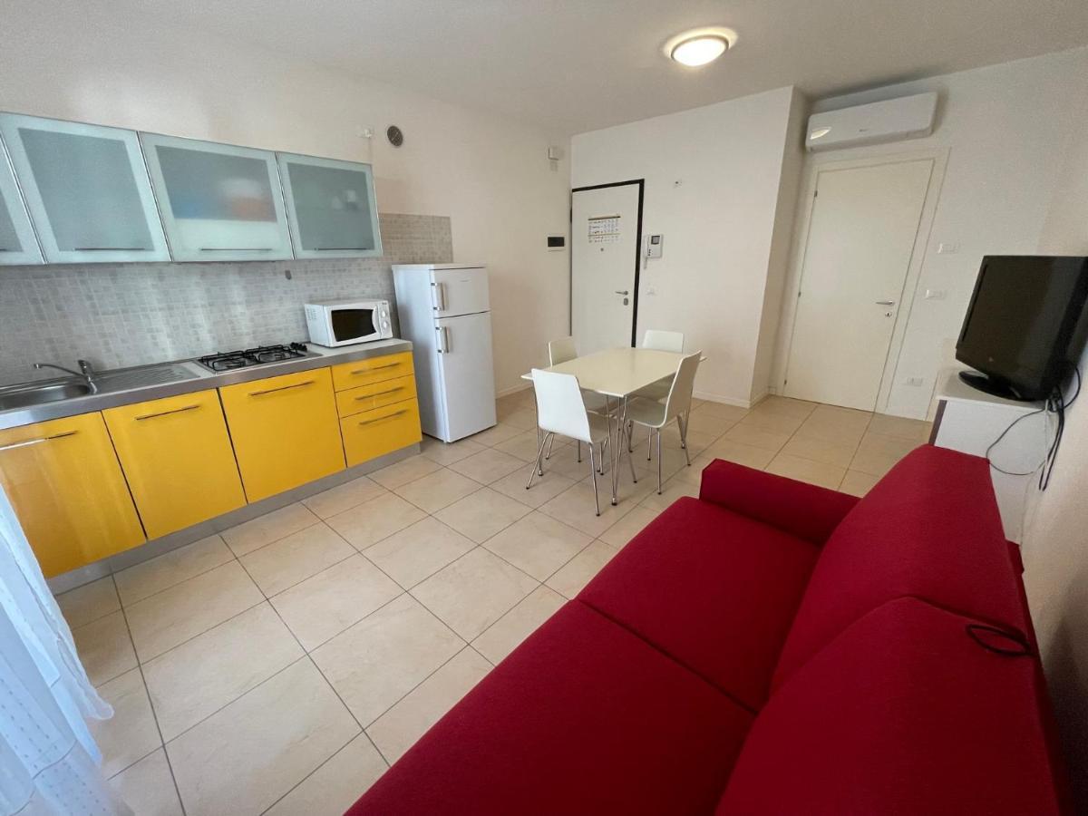 Residence Al Mare - Agenzia Cocal Caorle Bagian luar foto