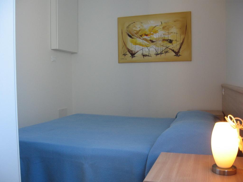 Residence Al Mare - Agenzia Cocal Caorle Ruang foto