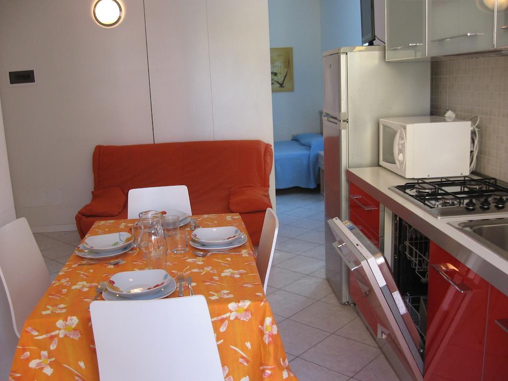 Residence Al Mare - Agenzia Cocal Caorle Bagian luar foto