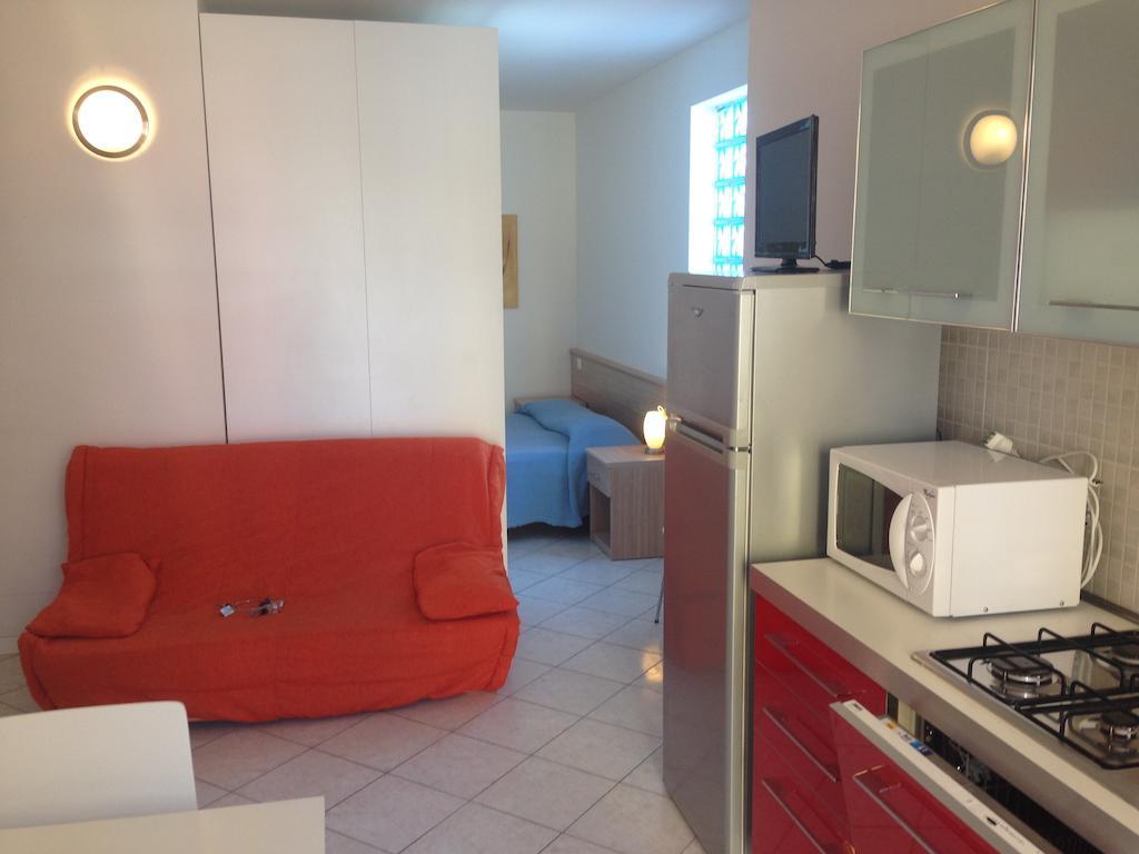 Residence Al Mare - Agenzia Cocal Caorle Ruang foto